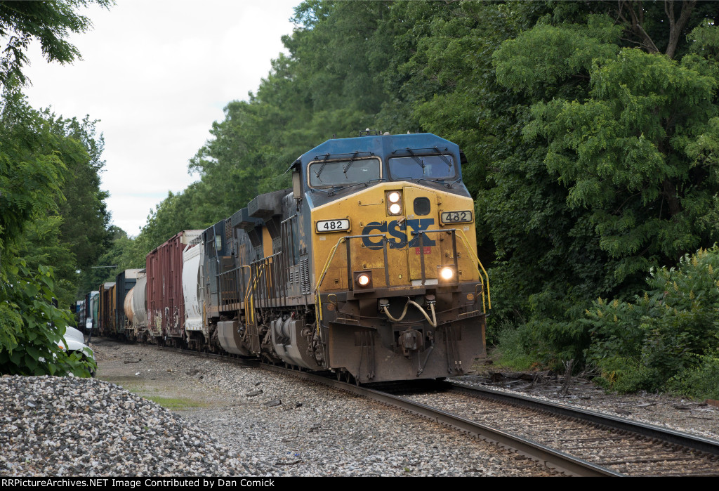 CSXT 482 Leads M427 at Front St. 